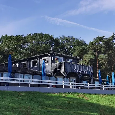 Houseboat Marina Mookerplas 4-6 Persoons * Middelaar