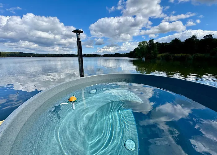 別荘 Houseboat Marina Mookerplas 4-6 Persoons Middelaar