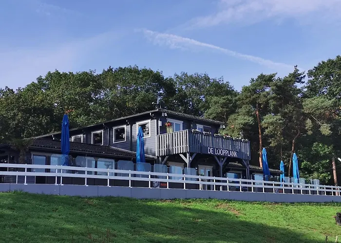 Houseboat Marina Mookerplas 4-6 Persoons * Middelaar